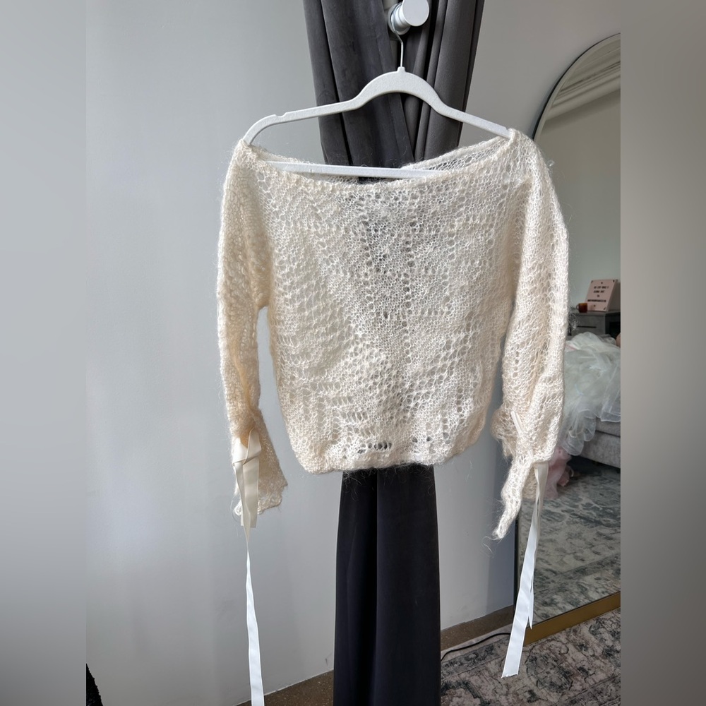 Knit sweater